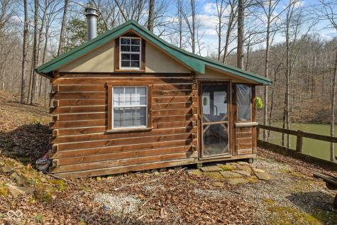 8172 E Ash Road Bloomfield IN 47424