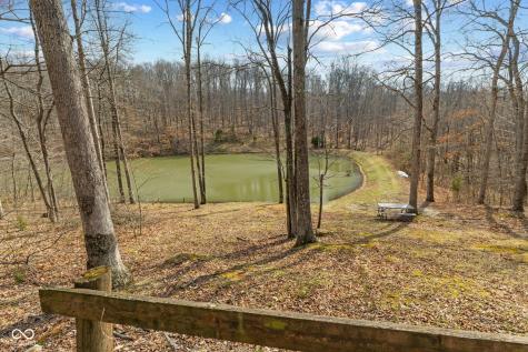 8172 E Ash Road Bloomfield IN 47424