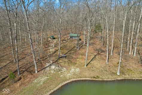 8172 E Ash Road Bloomfield IN 47424