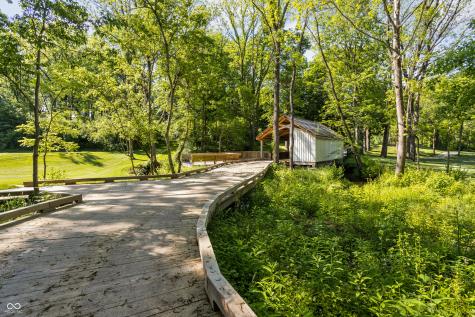 10825 Dartmoor Court Zionsville IN 46077