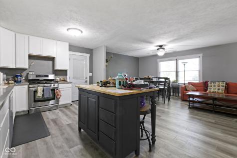 8440 E 216th Street Cicero IN 46034