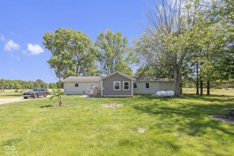 8440 E 216th Street Cicero IN 46034