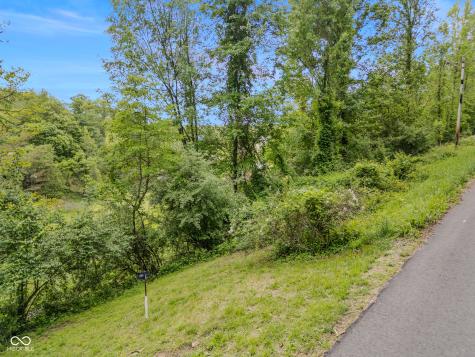 00 W Grandview Drive Columbus IN 47201
