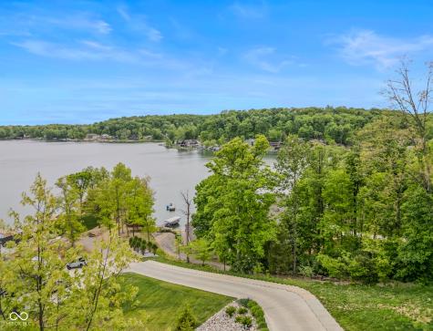00 W Grandview Drive Columbus IN 47201