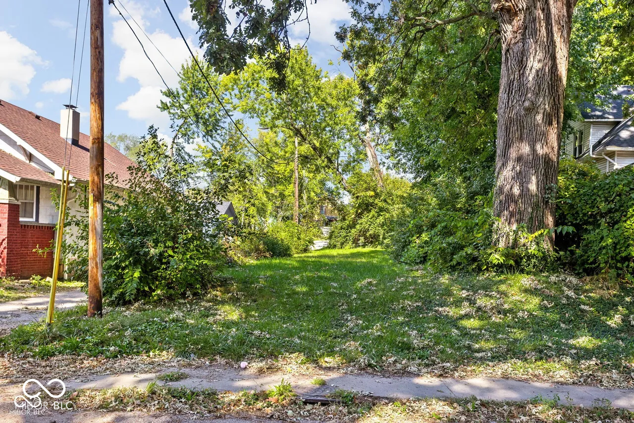2304 Coyner Avenue Indianapolis IN 46218