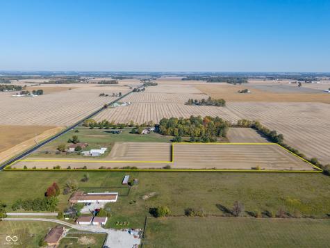 1592.5 S State Road 13 Lapel IN 46051
