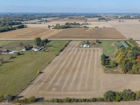 1592.5 S State Road 13 Lapel IN 46051