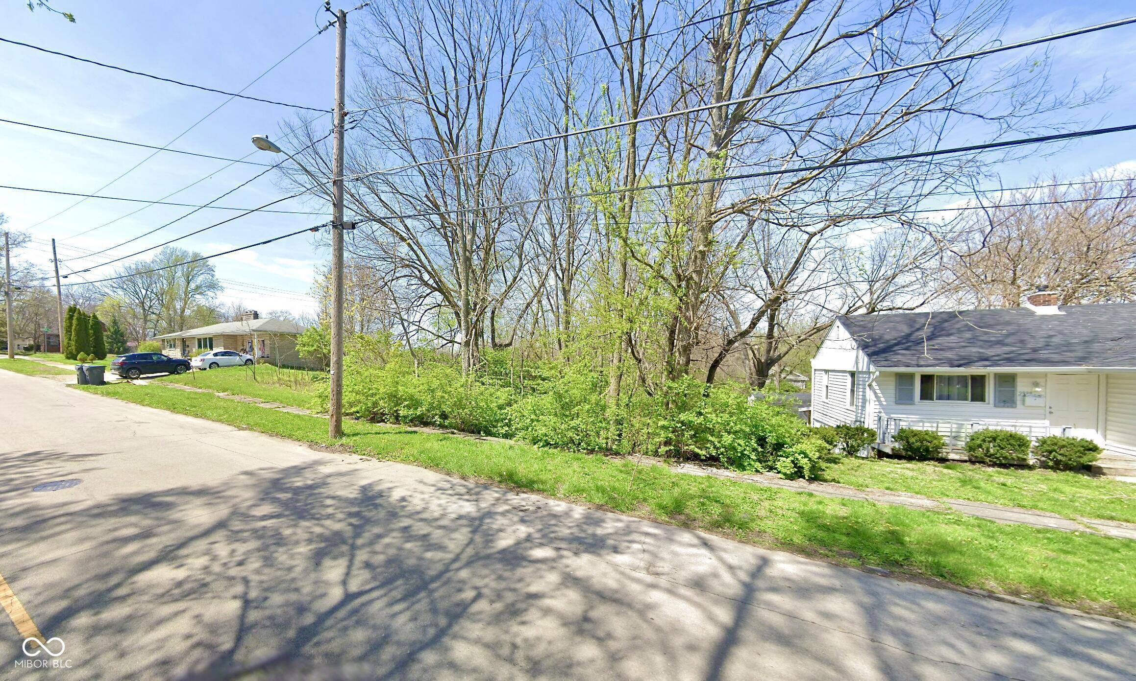 1903 Walton Street Anderson IN 46016