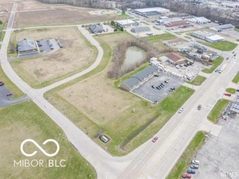 5** Luellen Way IN 47362