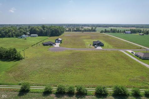 10304 Shamrock Court Seymour IN 47274
