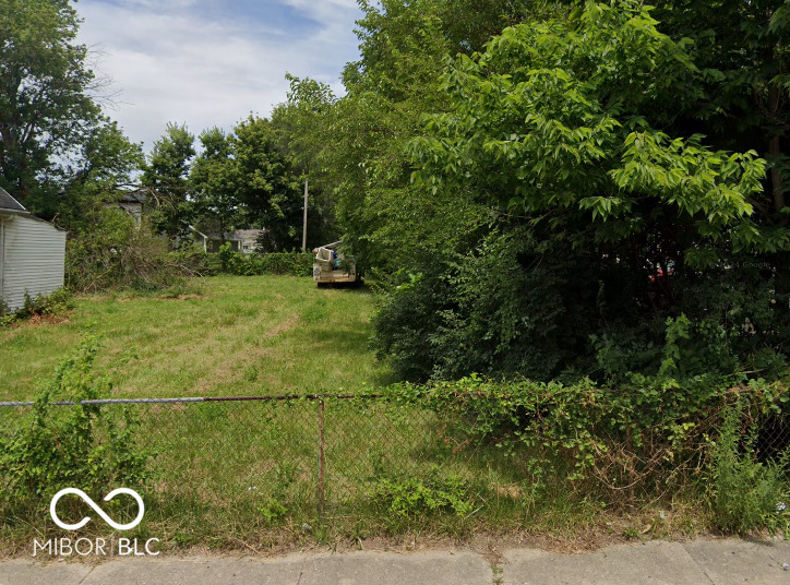 972 W 25th Street Indianapolis IN 46208