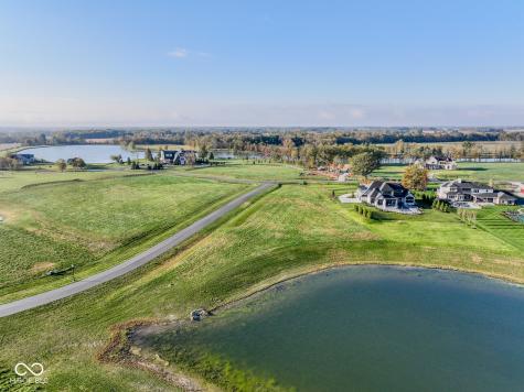 1860 Hollingsworth Lane Zionsville IN 46077
