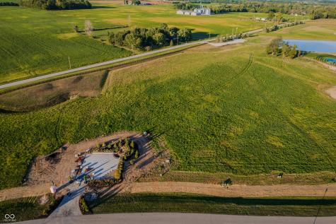 9630 Windy Hills Drive Zionsville IN 46077