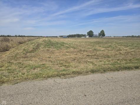 Near 7160 E 200 North Road Shelbyville IN 46176