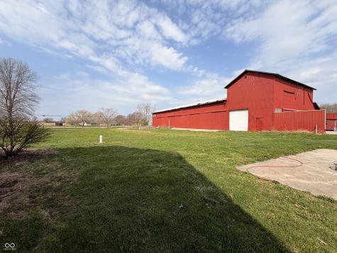 6475 N 300 E Whiteland IN 46184