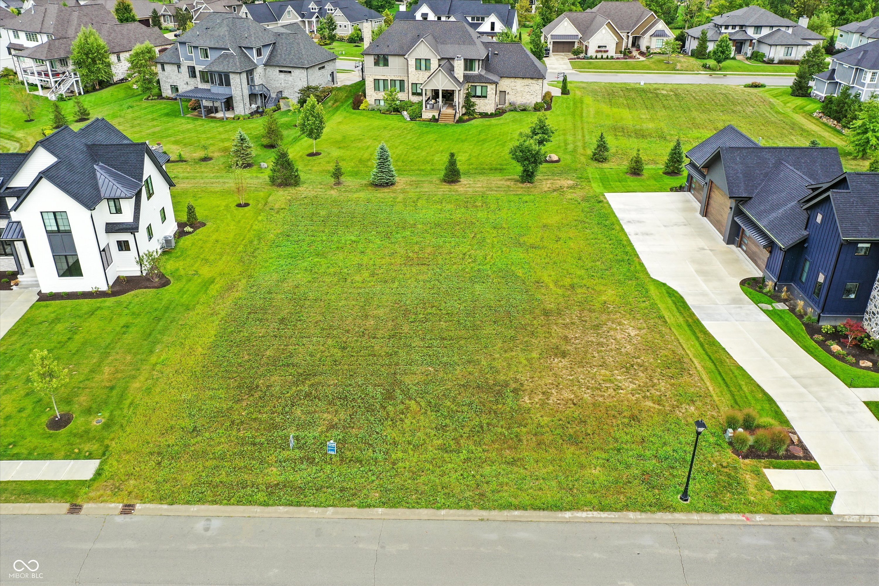 374 Old Ashbury Road Westfield IN 46074