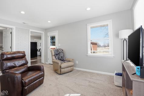 5717 - 5721 W Sr 132 Pendleton IN 46064