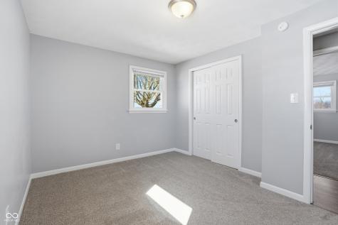 5717 - 5721 W Sr 132 Pendleton IN 46064