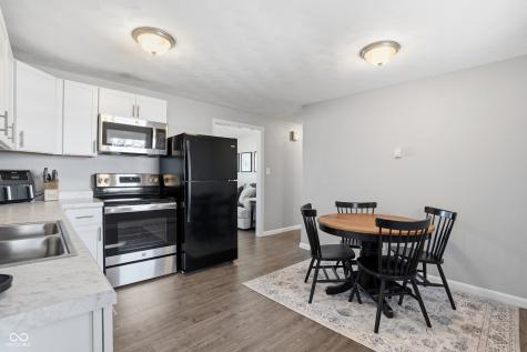 5717 - 5721 W Sr 132 Pendleton IN 46064