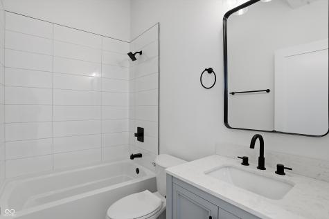 738 Cottage Avenue Indianapolis IN 46203