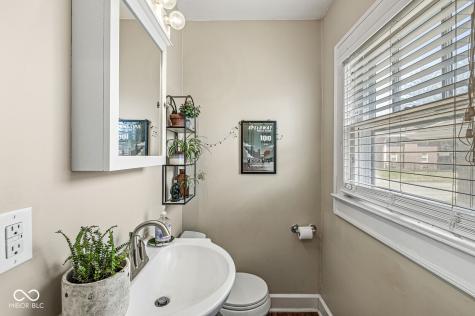 525 E 52nd Street Indianapolis IN 46205