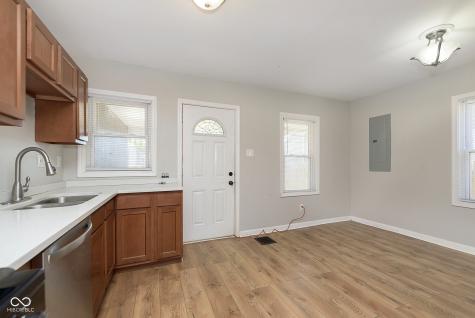 411 Iowa Street Indianapolis IN 46225