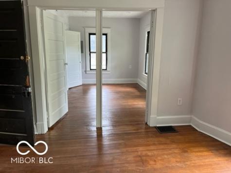 625 Woodruff Place Middle Drive Indianapolis IN 46201
