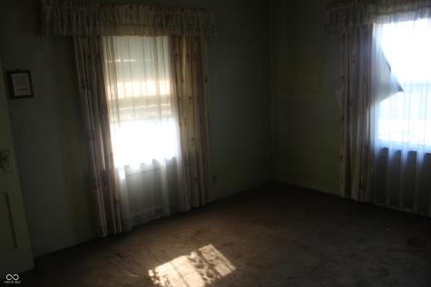 32 S Chester Avenue Indianapolis IN 46201