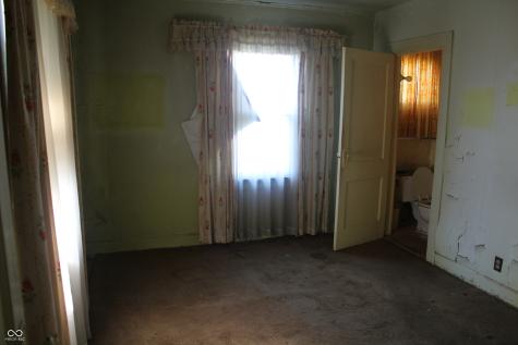 32 S Chester Avenue Indianapolis IN 46201