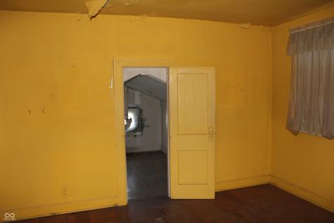 32 S Chester Avenue Indianapolis IN 46201