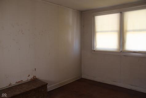 32 S Chester Avenue Indianapolis IN 46201