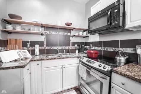 2407 N Capitol Avenue Indianapolis IN 46208
