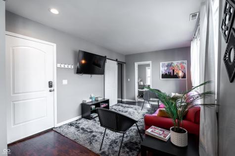 2407 N Capitol Avenue Indianapolis IN 46208