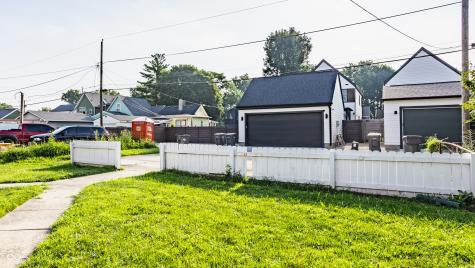 1629/1631 Carrollton Avenue Indianapolis IN 46202