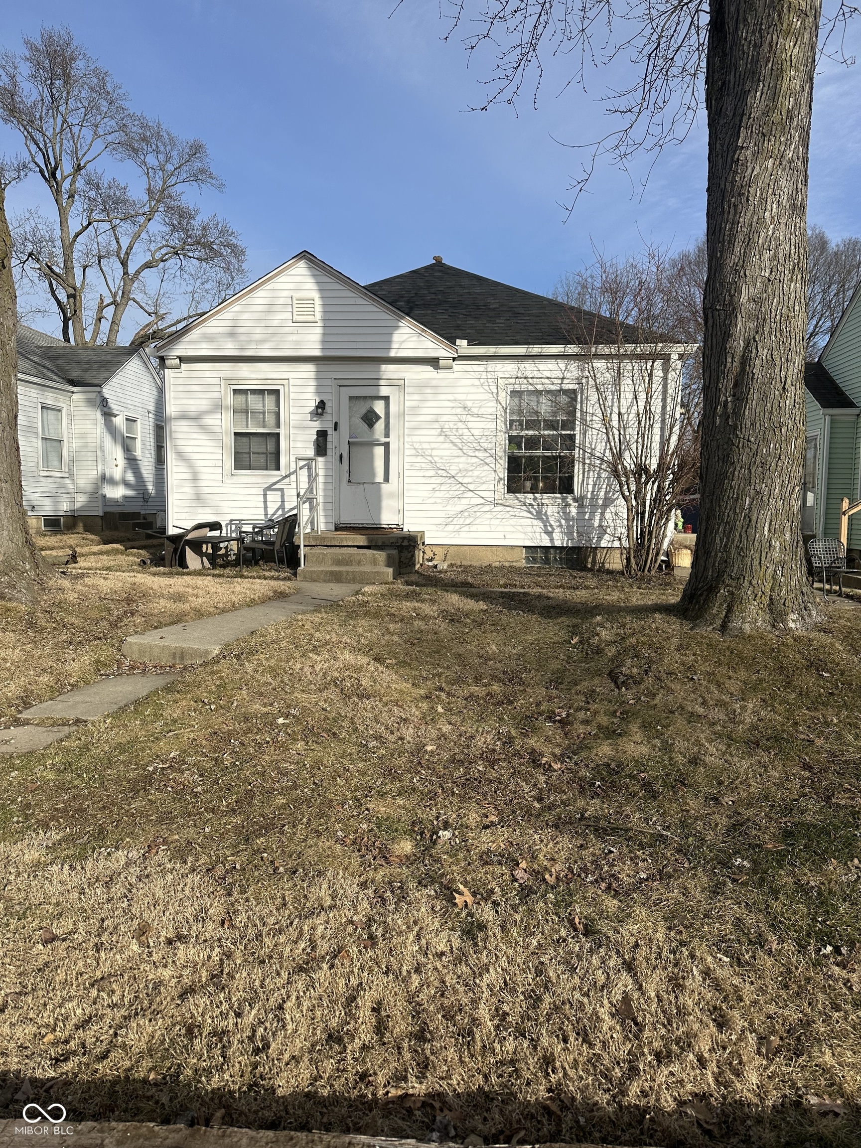 4017-4019 Clarendon Road Indianapolis IN 46208