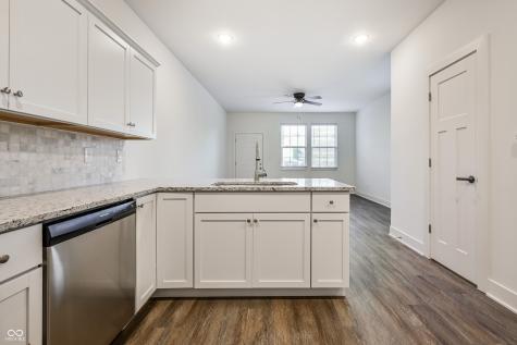 2954 Macpherson Avenue Indianapolis IN 46205