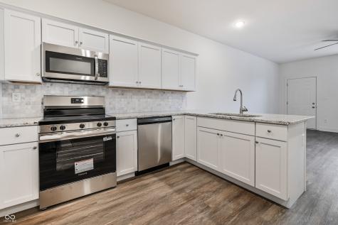 2954 Macpherson Avenue Indianapolis IN 46205