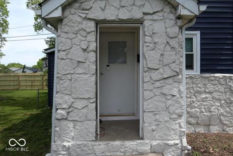 1732 Noble Street Anderson IN 46016
