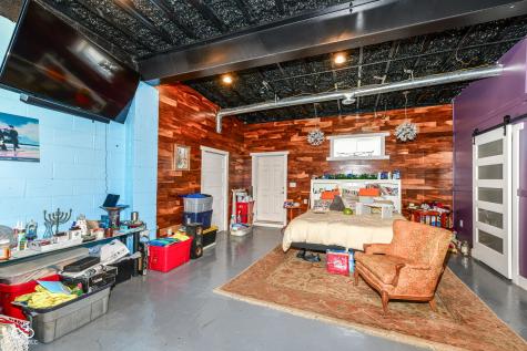 2421 Central Avenue Indianapolis IN 46205