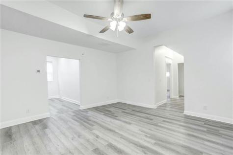 403 E Morris Street Indianapolis IN 46225