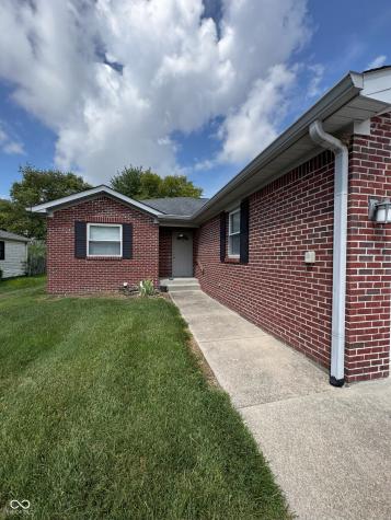 30 Grassyway Court Whiteland IN 46184