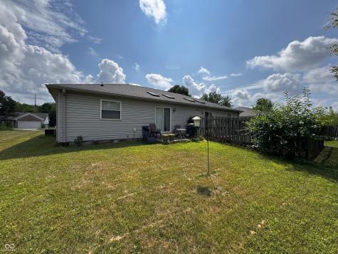 30 Grassyway Court Whiteland IN 46184