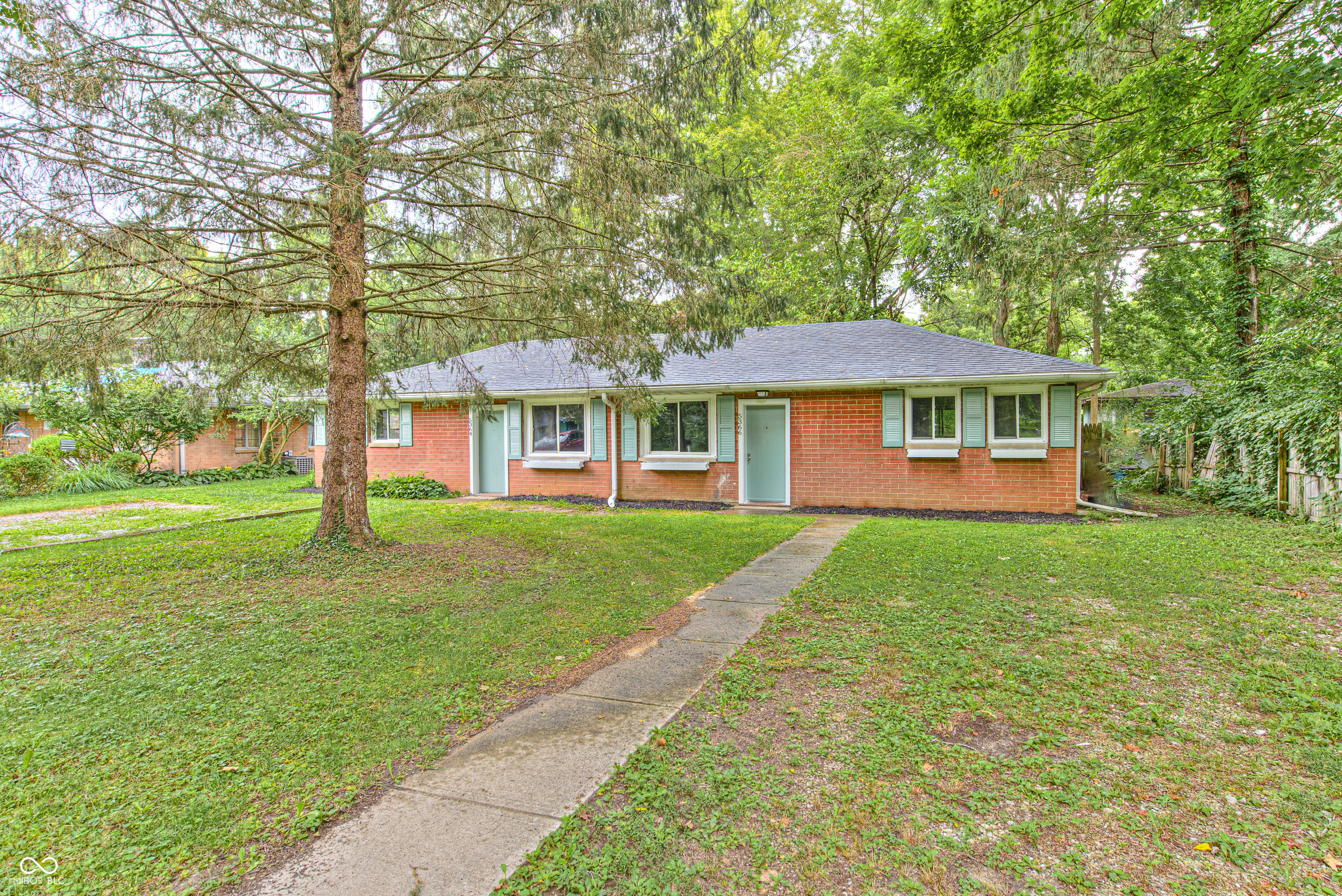 5364 Clarendon Road Indianapolis IN 46208