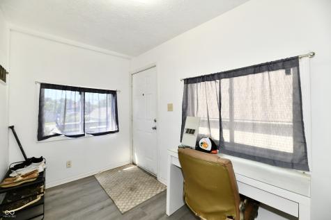 59-61 E Washington Street Mooresville IN 46158