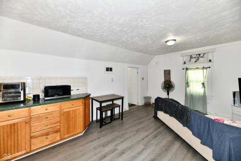 59-61 E Washington Street Mooresville IN 46158