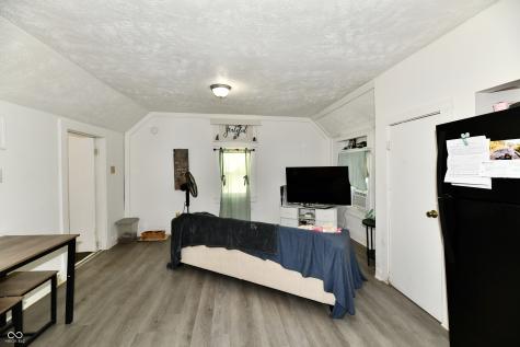 59-61 E Washington Street Mooresville IN 46158