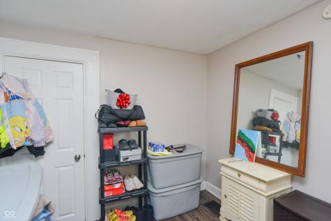 319 N Dequincy Street Indianapolis IN 46201