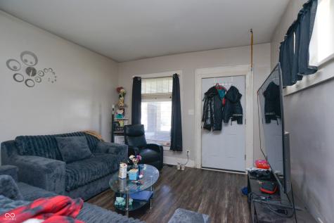 319 N Dequincy Street Indianapolis IN 46201