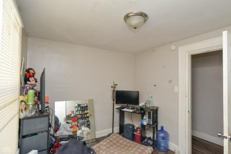 319 N Dequincy Street Indianapolis IN 46201