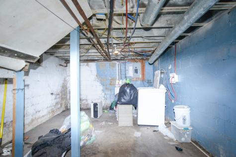 319 N Dequincy Street Indianapolis IN 46201